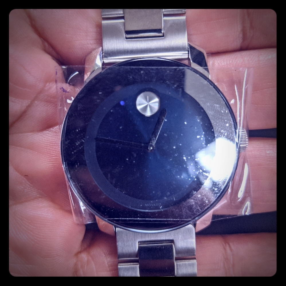 NWT authentic MOVADO BOLD unisex watch silver